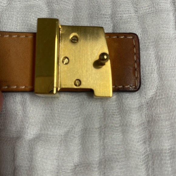 Louis Vuitton belt❌OPEN TO TRADE AS WELL❌ - Picture 5 of 7